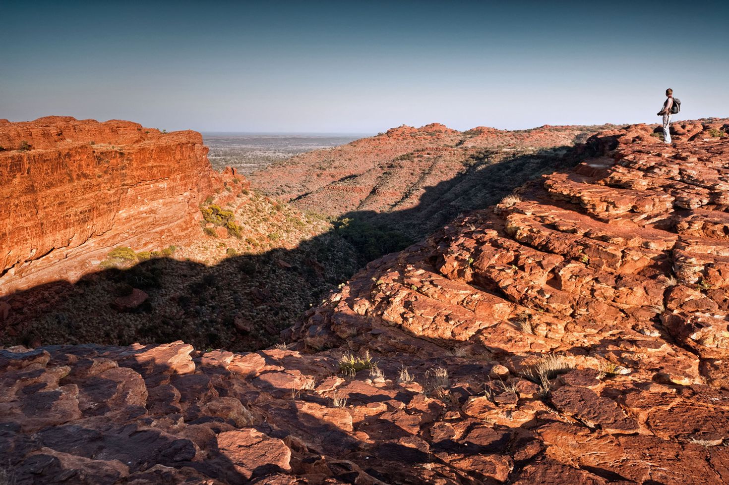 Take a short day trip on your Uluru tour and visit Kings Canyon.