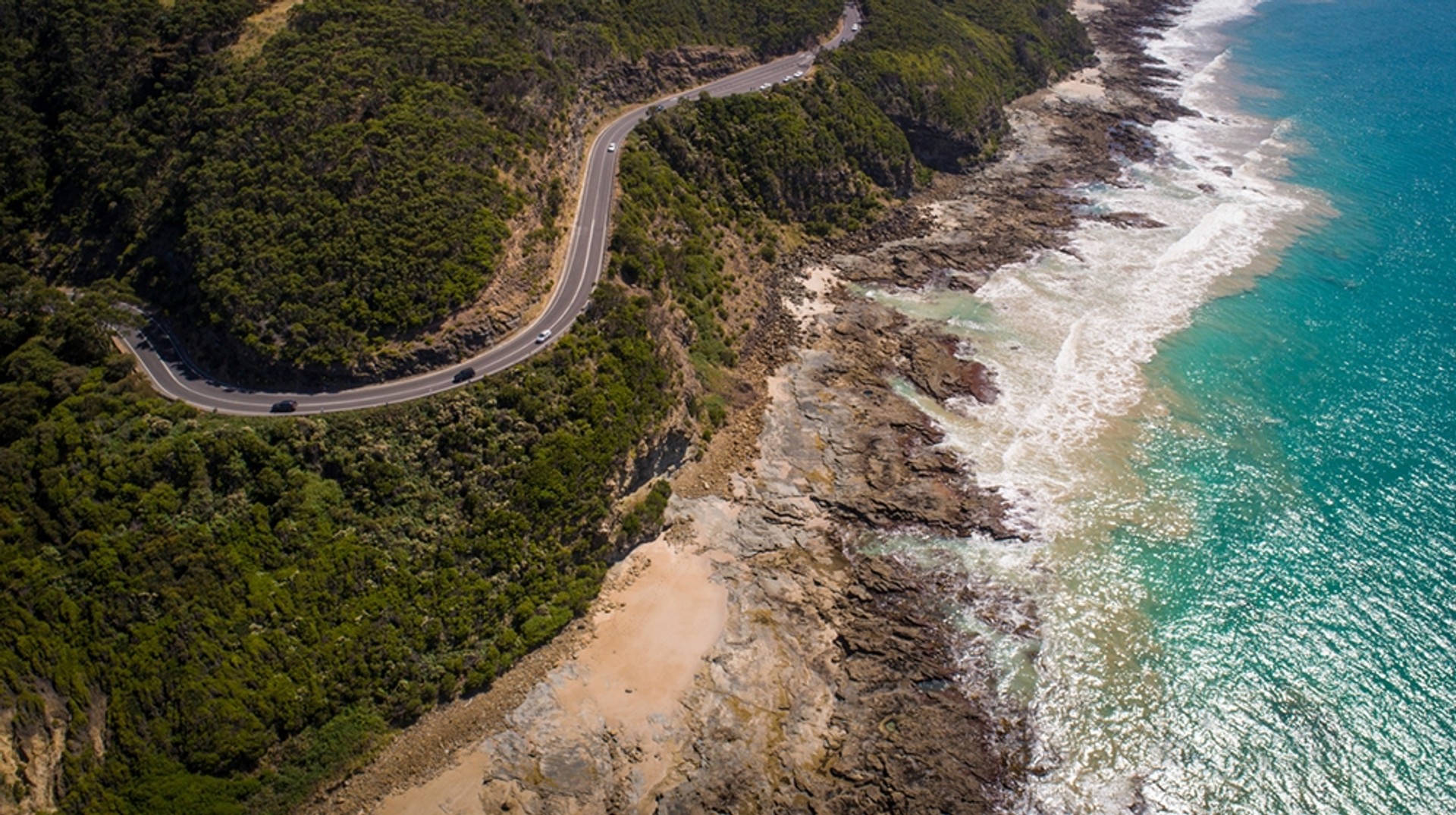 Taking an epic road trip on the Great Ocean Road—one of the most iconic coastlines of Australia, should be on every traveler's bucket list. The coastline route of Great Ocean Road can be covered during a 5-day stay in Australia.