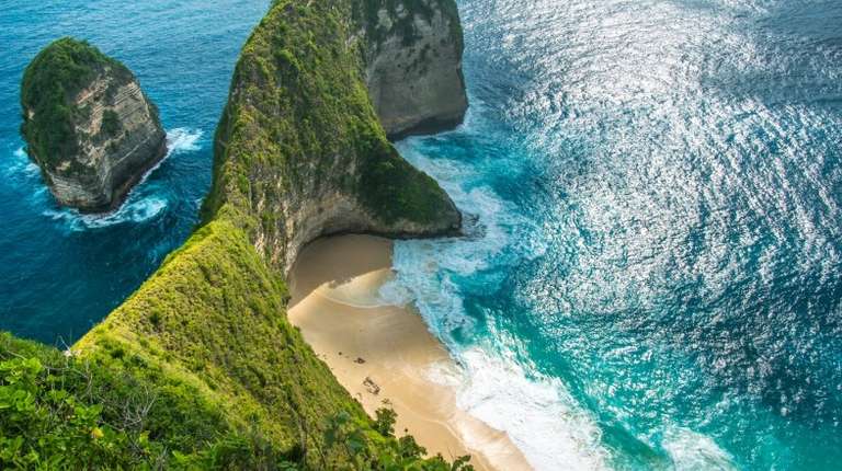Manta Bay is one of the best beaches in Bali
