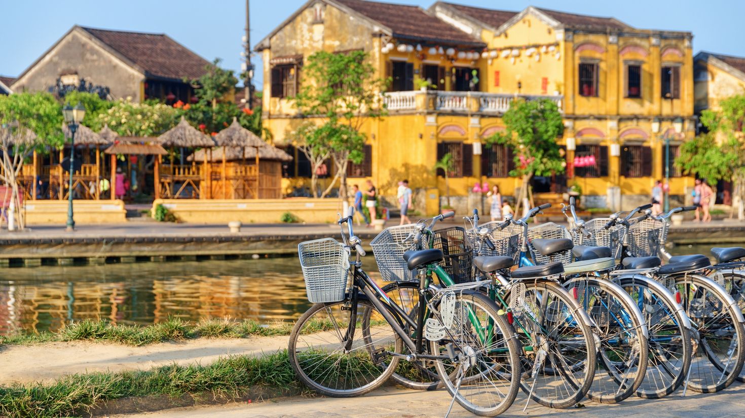 A ride down this road takes you past the nearly 2000 limestone crags of Ha Long Bay, through the imperial city of Hu&eacute;, the evening lanterns of Hoi An, and along an endless stretch of beautiful sandy beaches.
