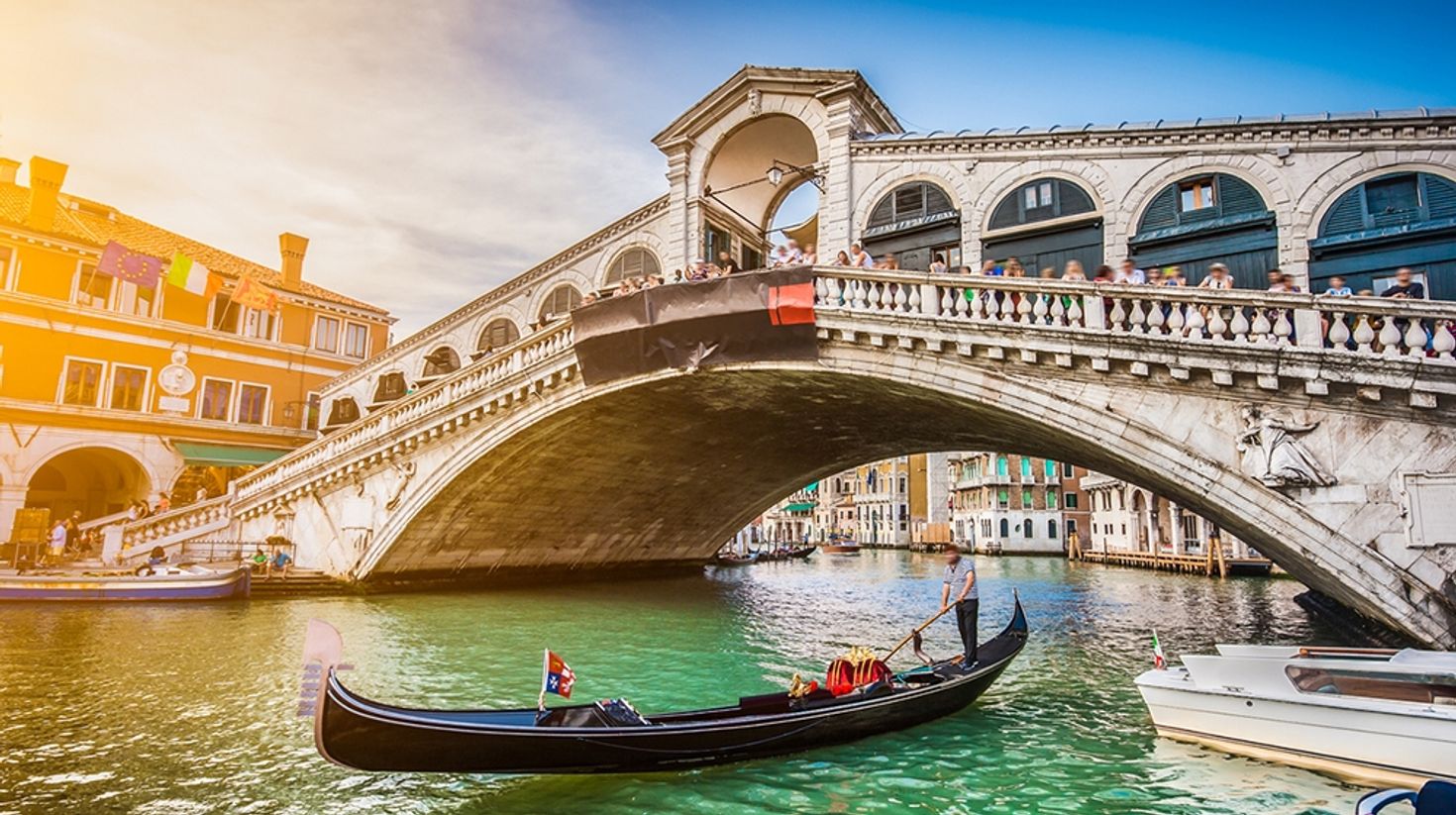A visit to the best cities of Italy must include a visit to Venice.