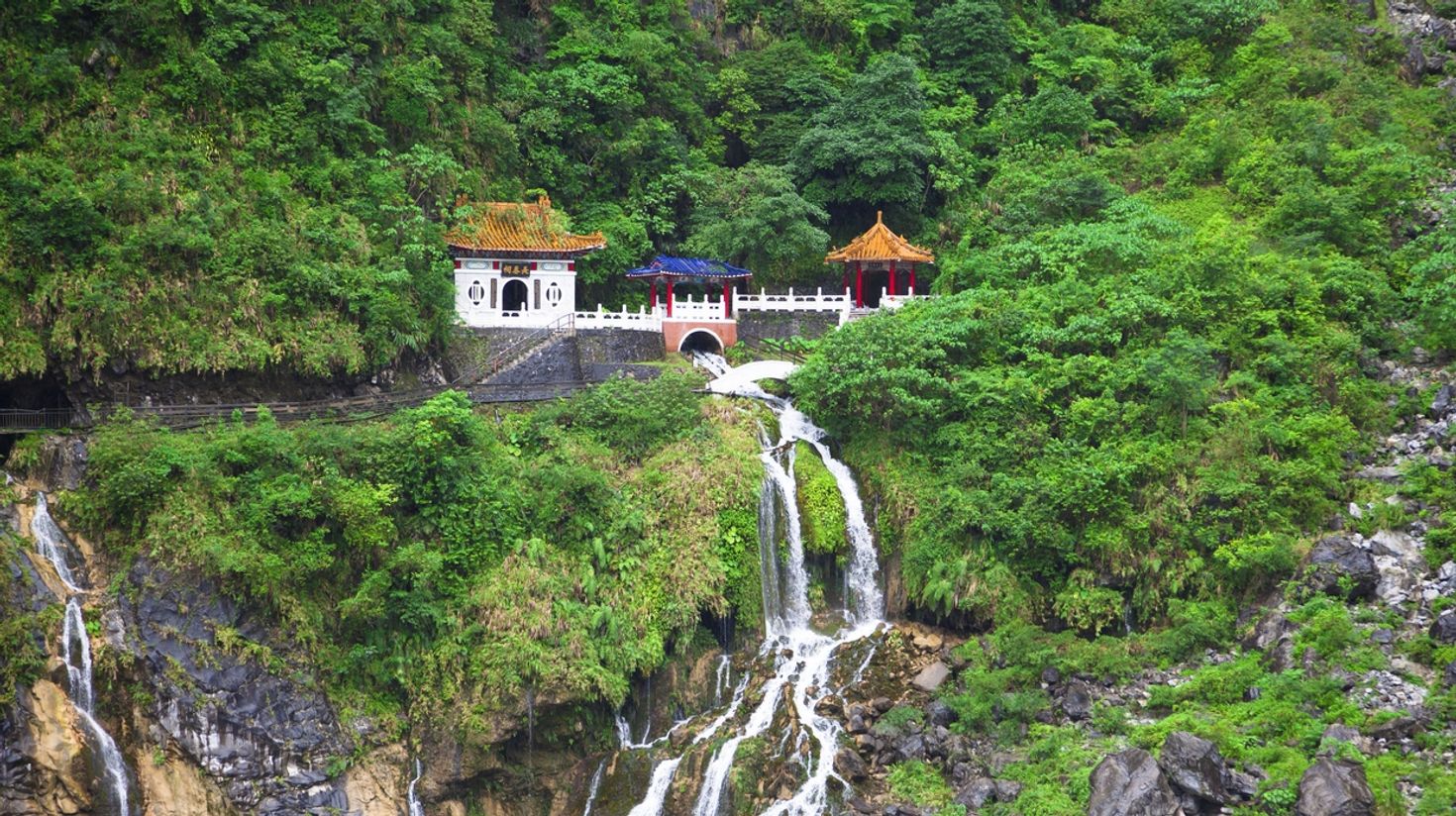 Taroko National Park is a national gem of Taiwan.