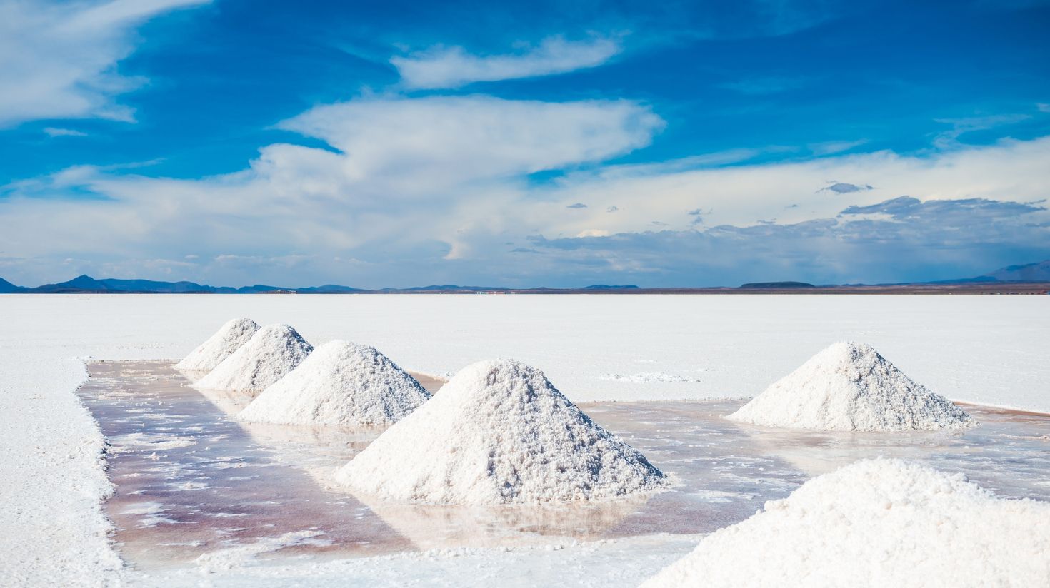 Scenery of white salt banks in Uyuni in Bolivia.