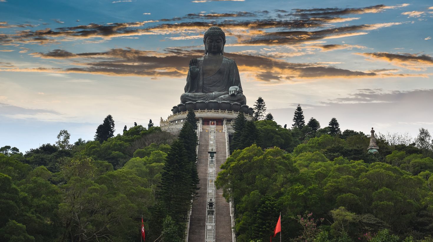 Tian Tan Buddha