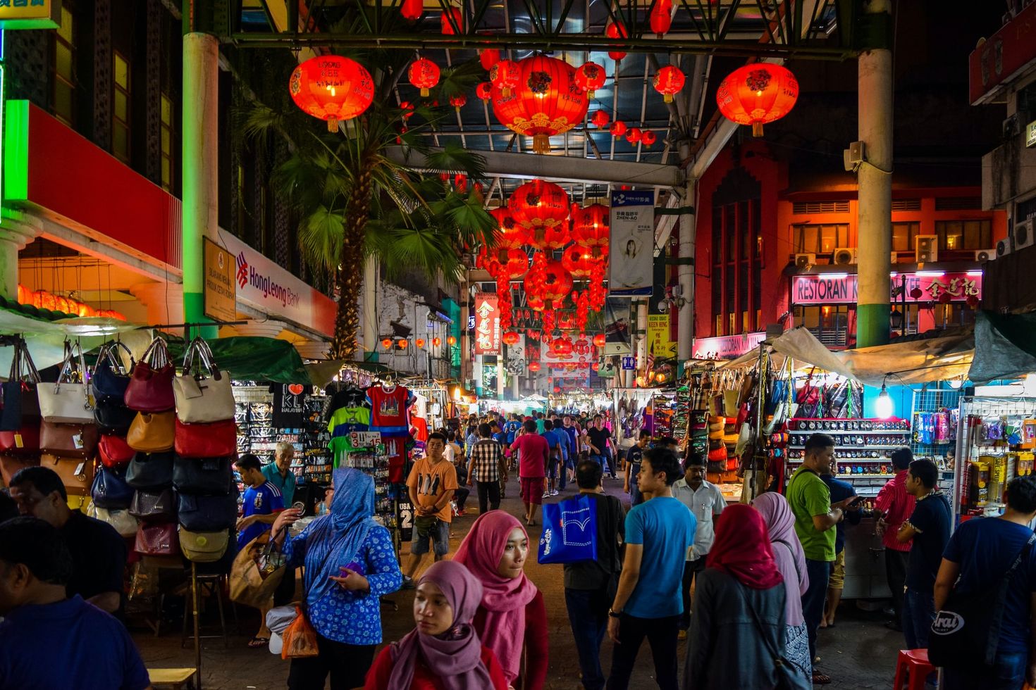 The colorful streets of Malaysia during peak hours. 