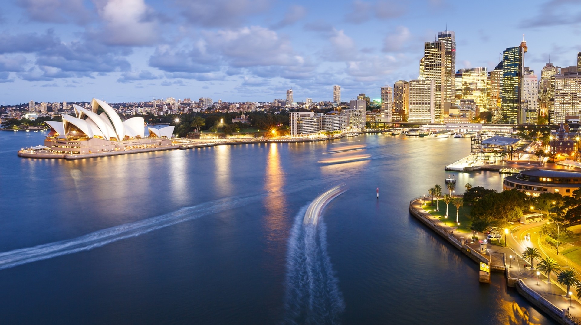 The most iconic city to visit in an Australia tour, the best months to visit Sydney is when the glorious summer weather embraces the city.