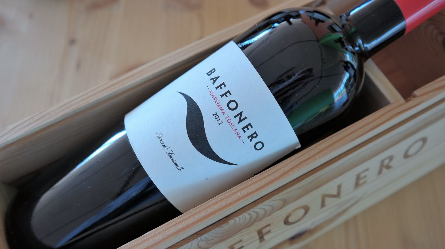 Best of Tuscany and Tuscan wine enclosed in Baffonero and Ornello