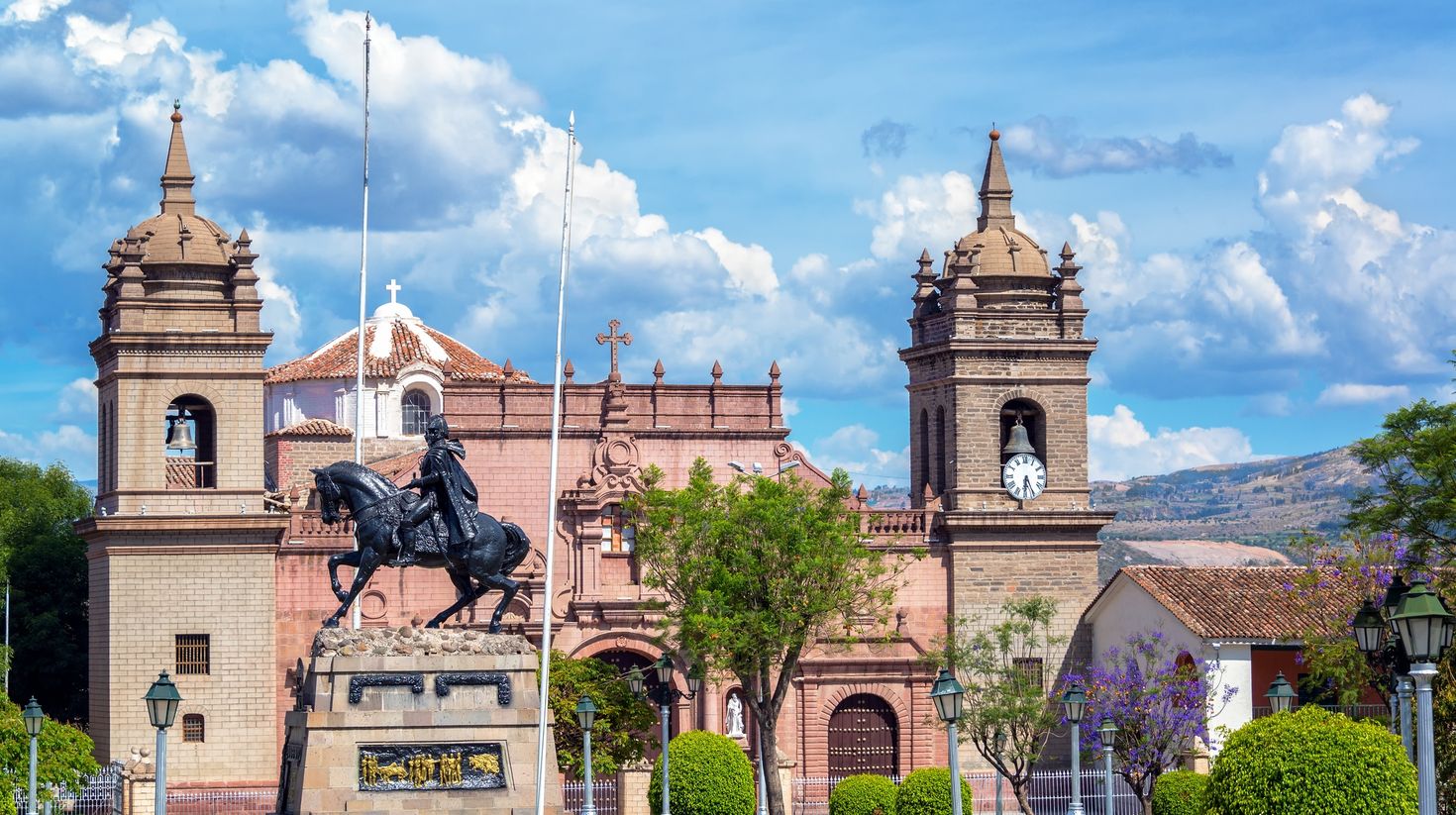 Mariscal Sucre Monument in the Plaza Mayor de Ayacucho
