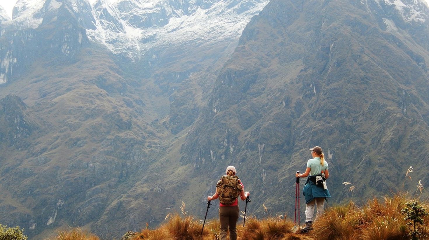 Lares trek vs. Inca Trail offer beautiful and rugged mountain scenery