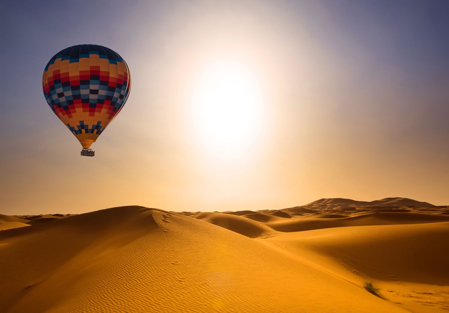 Honeymoon in Dubai hot air ballooning