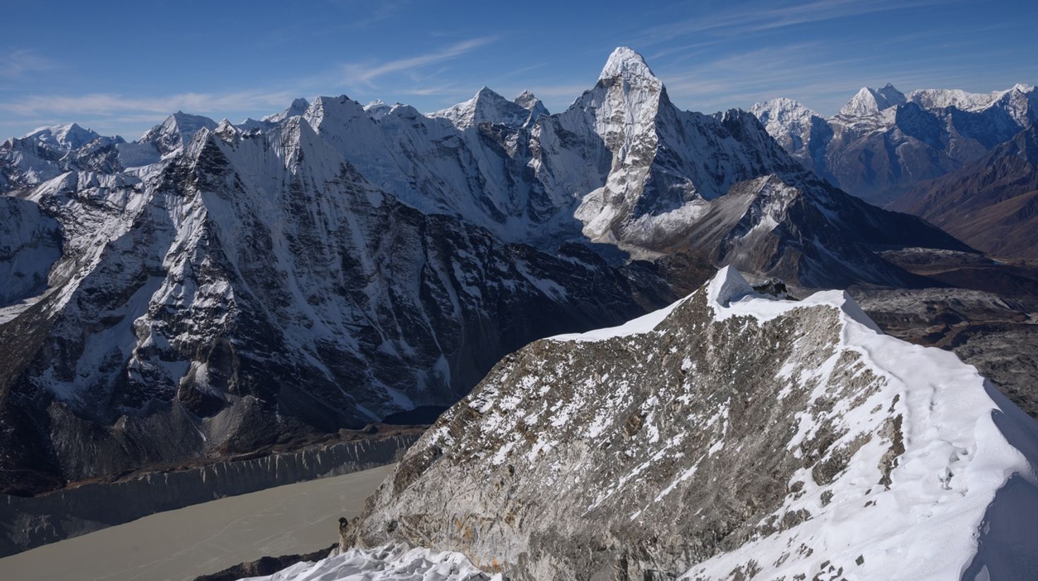 Get this view from Island Peak in Everest Base Camp trek in 14 days.