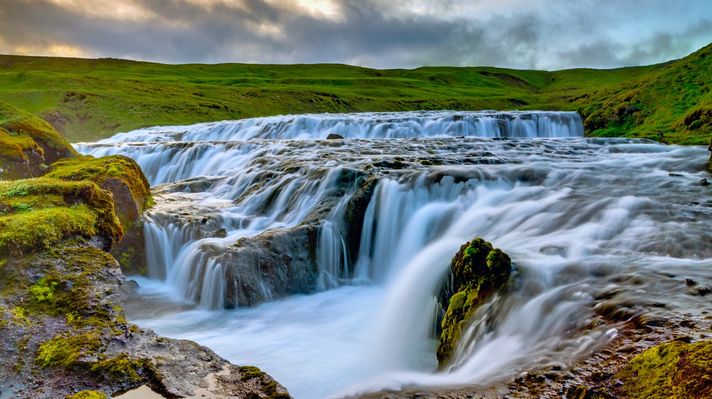 Skoga river waterfall in Fimmvorduhals trek