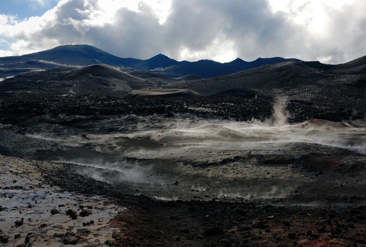 Fimmvorduhals trek pass near Eyjafjallajokull volcano