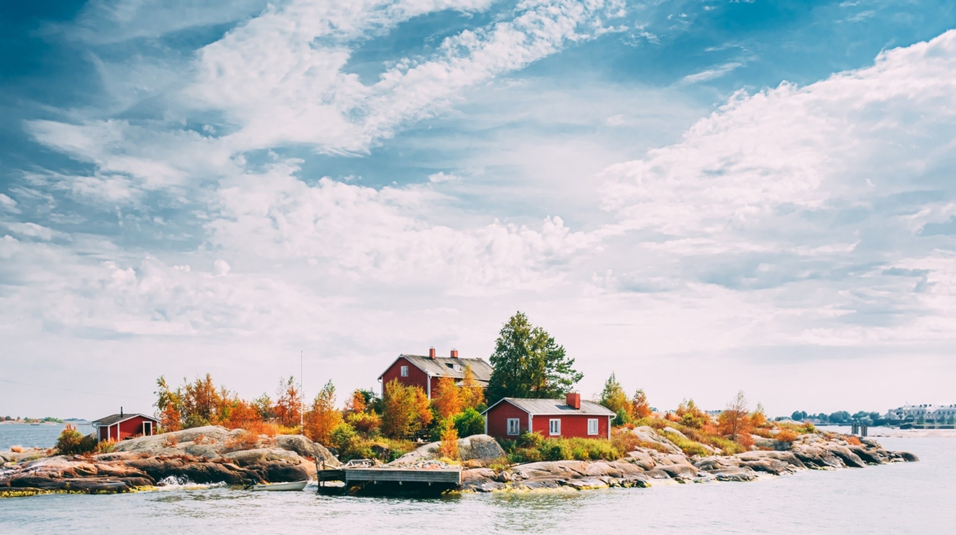 With the advent of winter, snow starts engulfing the autumn foliage in Finland in October. Autumn transitions into winter in Finland in October