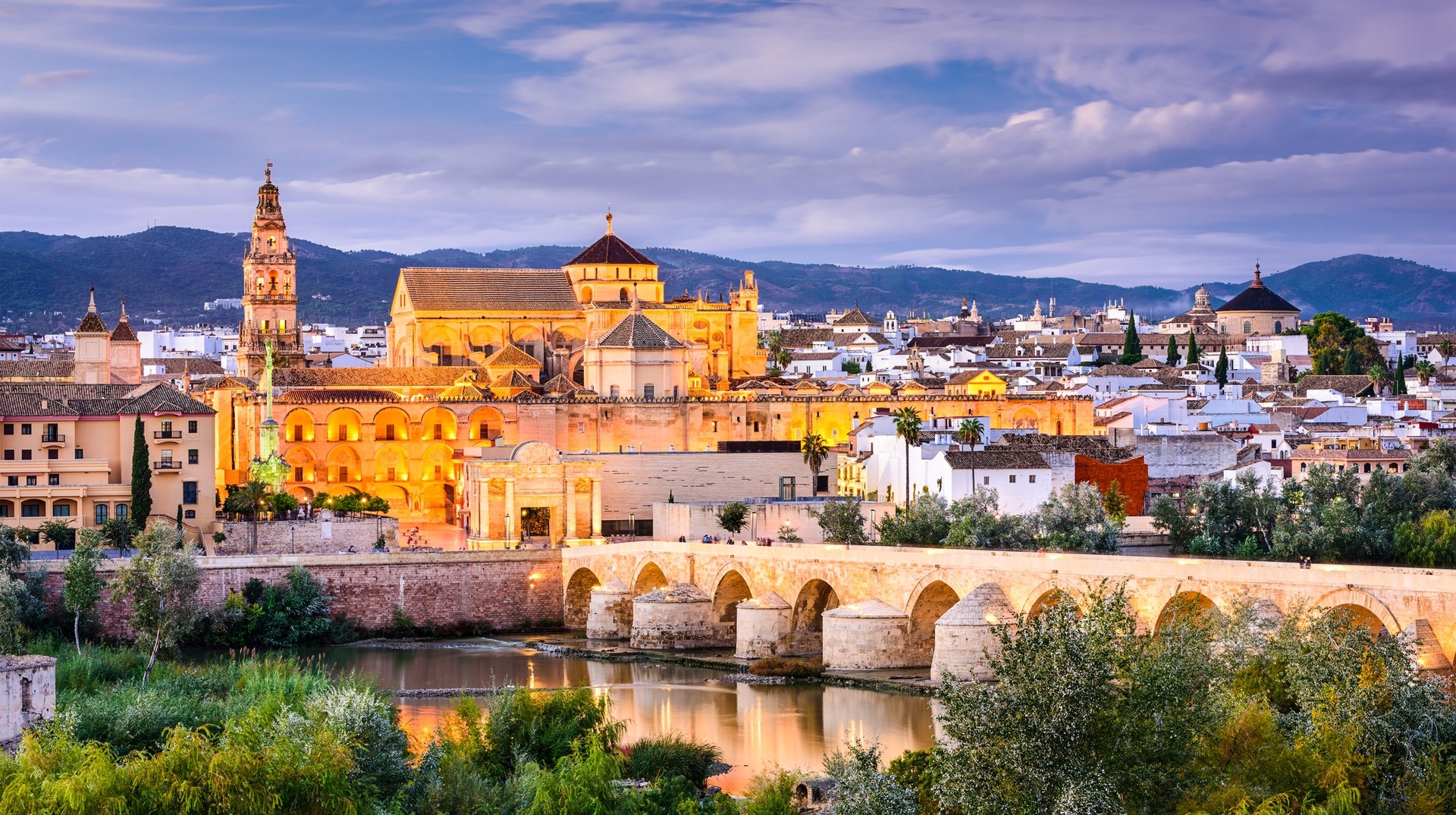 Visit the Great Mosque of Cordoba during summer, which is one of the best time to visit Spain. Spain Great Mosque of Cordoba, best time to visit Spain