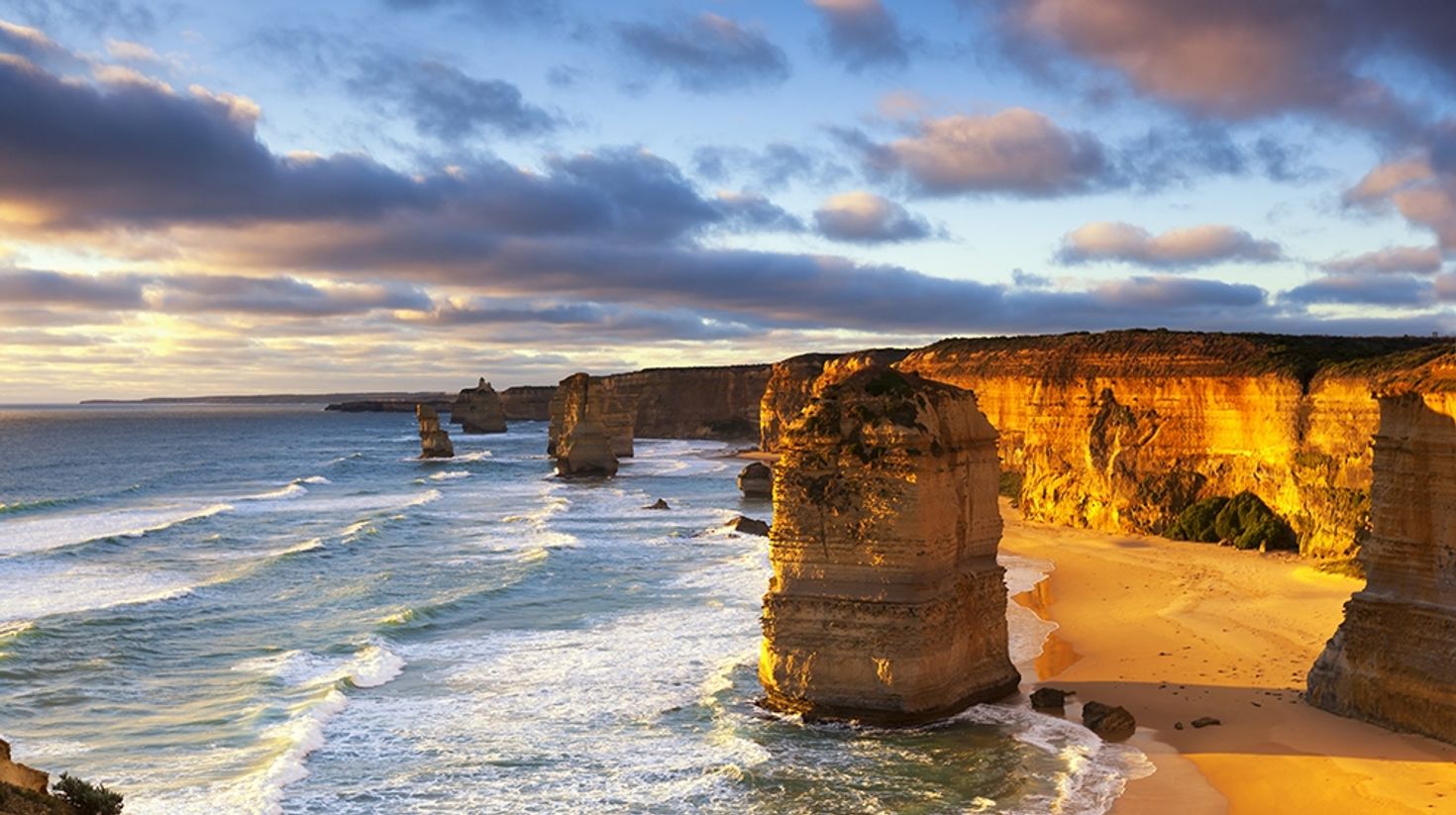 The Twelve Apostles in Australia is the main highlight of Great Ocean Road