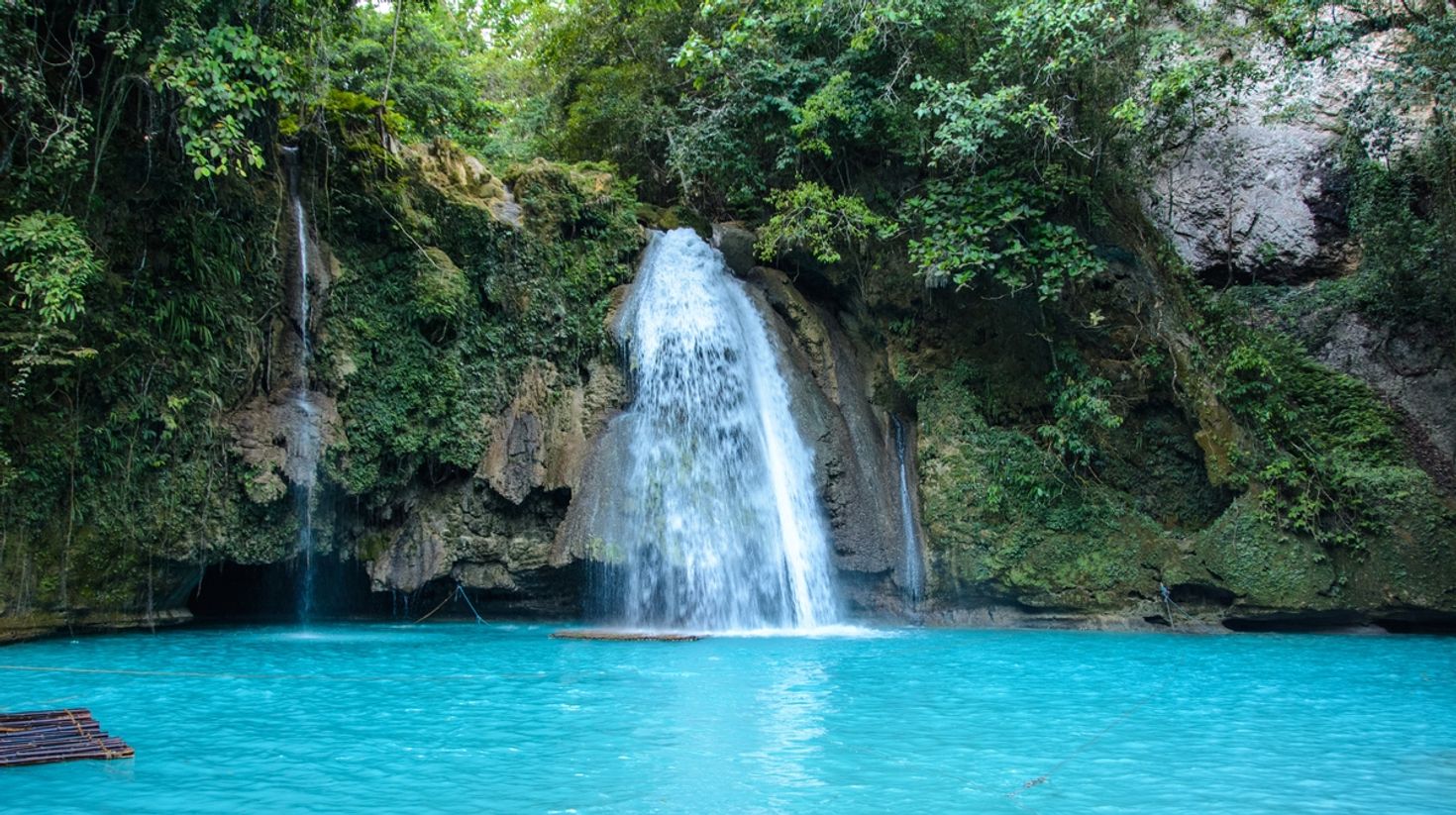 Beautiful Kawasan falls in Cebu City
