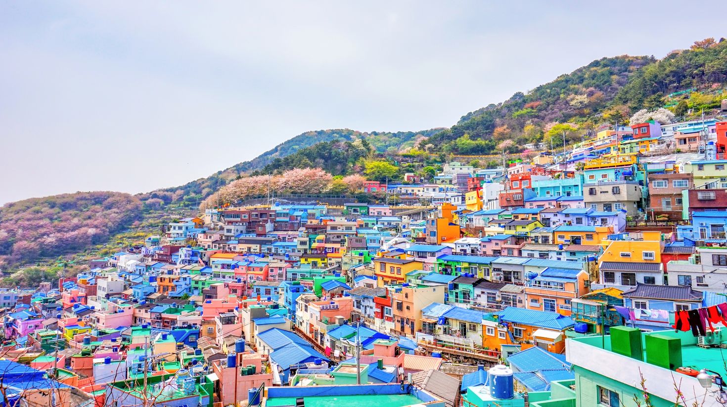 South Korean travel itineraries are incomplete without seeing the colorful houses in Gamcheon.