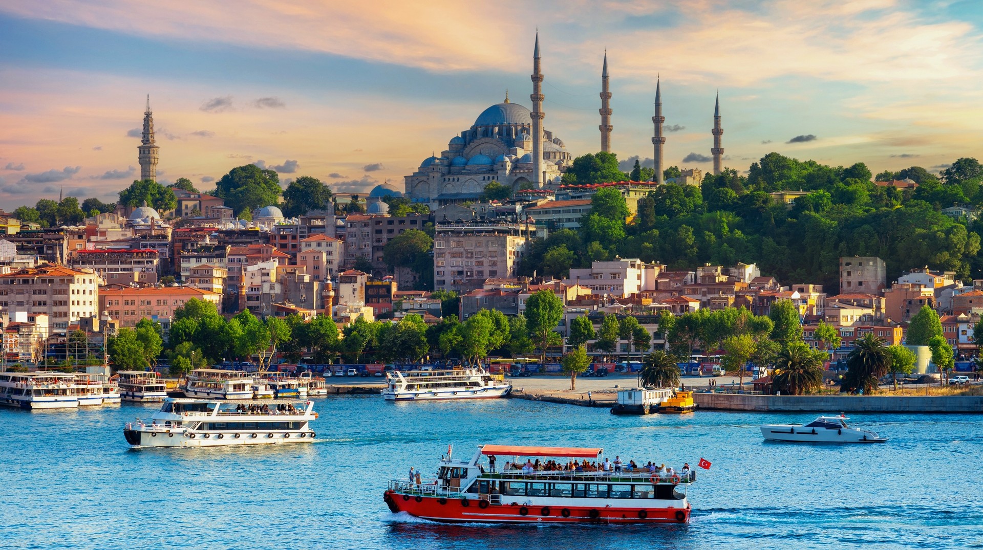 Include trips to Hagia Sophia and the Bosporus cruise in your Turkey itinerary.