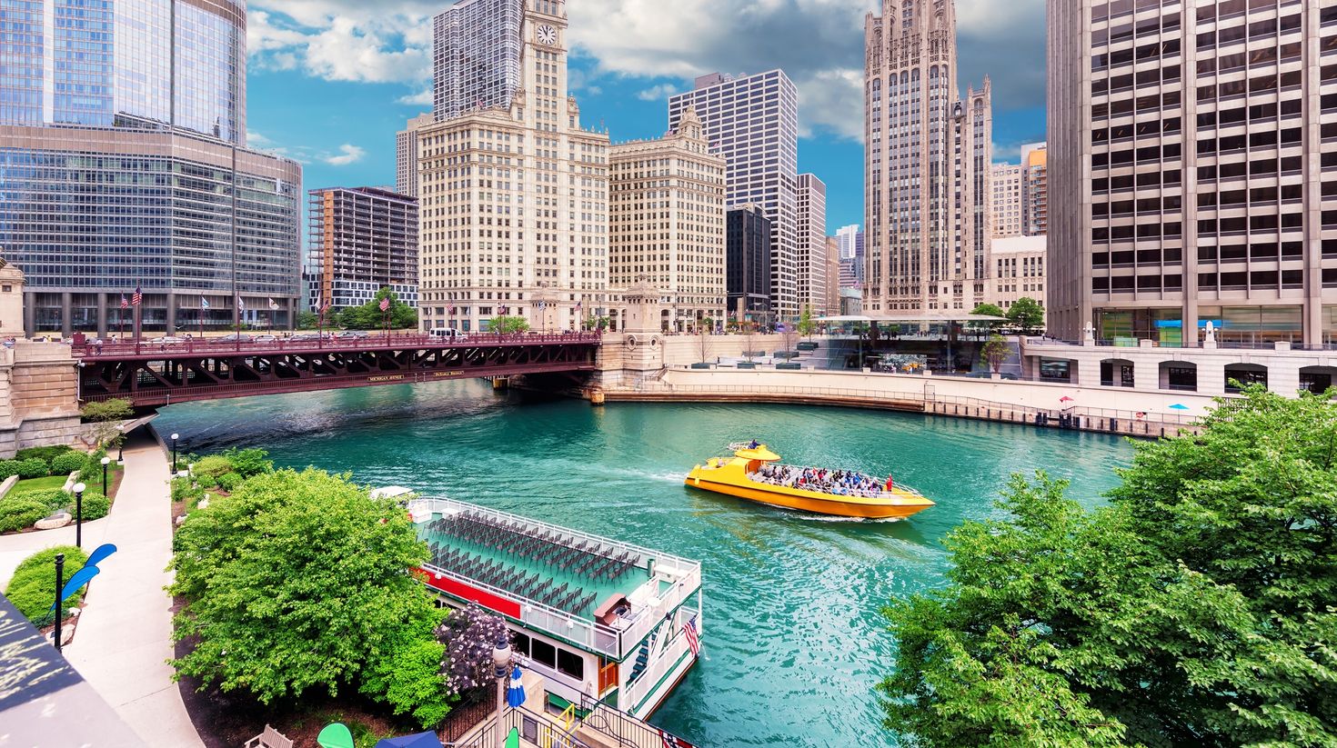 Located in USA, Chicago is one of the most influential city  in the world.