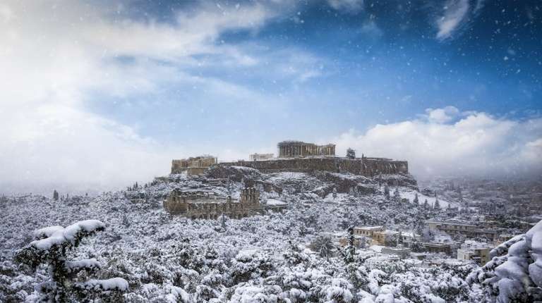 Greece in February: Weather, Skiing and More!