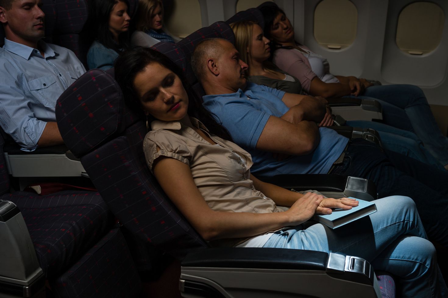 Reclining seats to sleep better on a plane