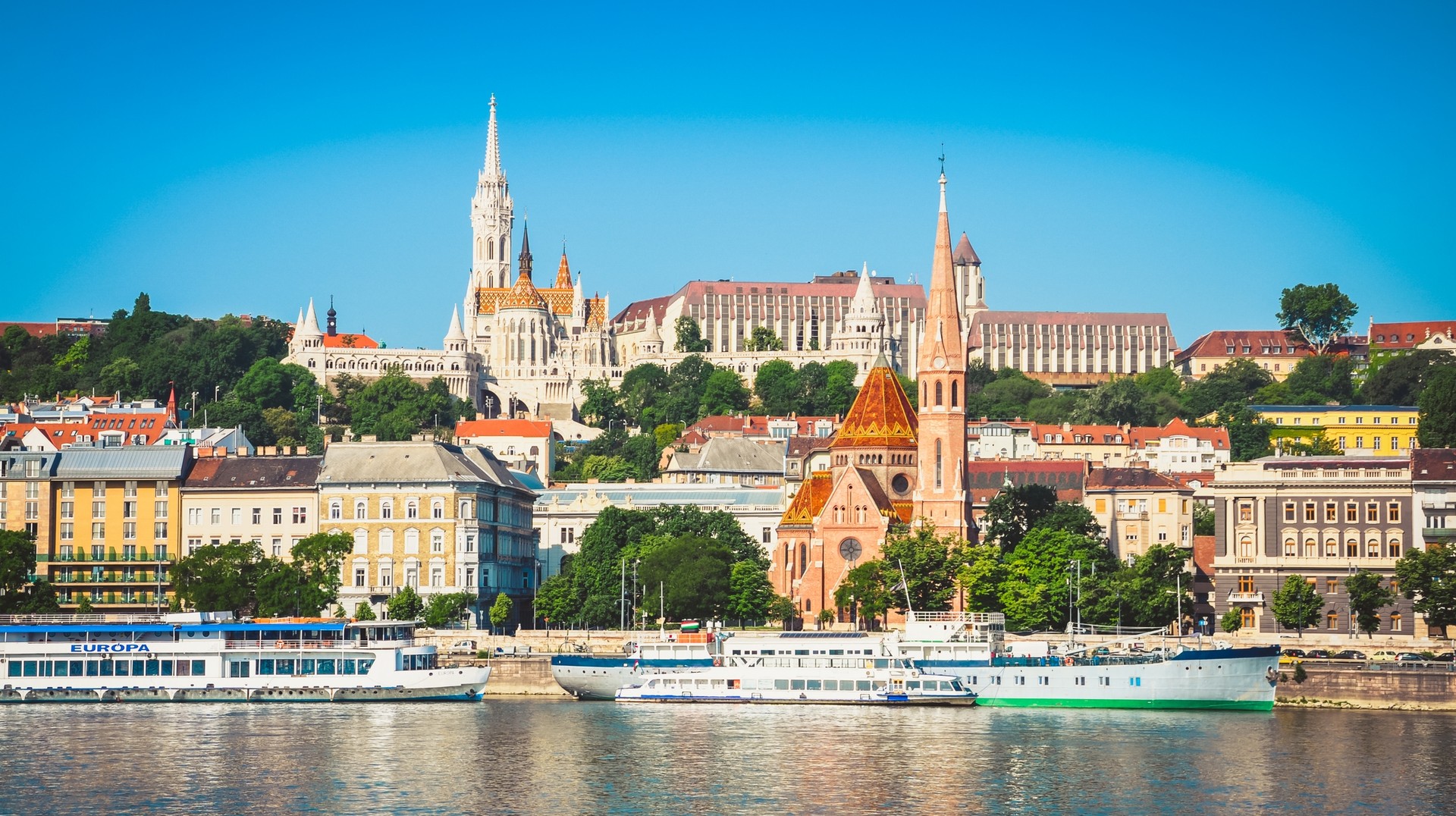 If you're wondering how many days to spend in Hungary, 7 to 10 days is ideal for soaking in its rich history, charming towns, and vibrant cultural scenes. A stunning view of Budapest on a clear day; how many days to spend in Hungary.