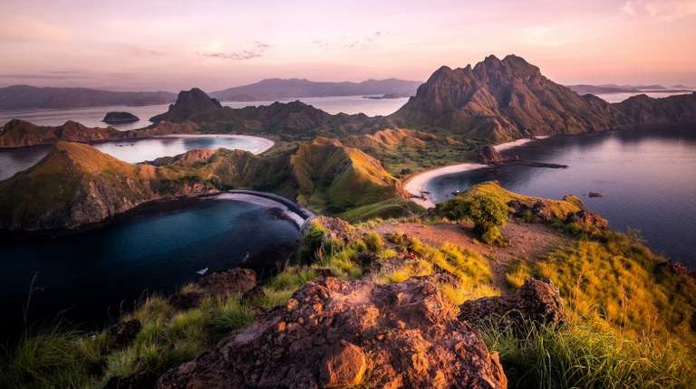The best view from Padar island you can get while spending 2 weeks in Indonesia.
