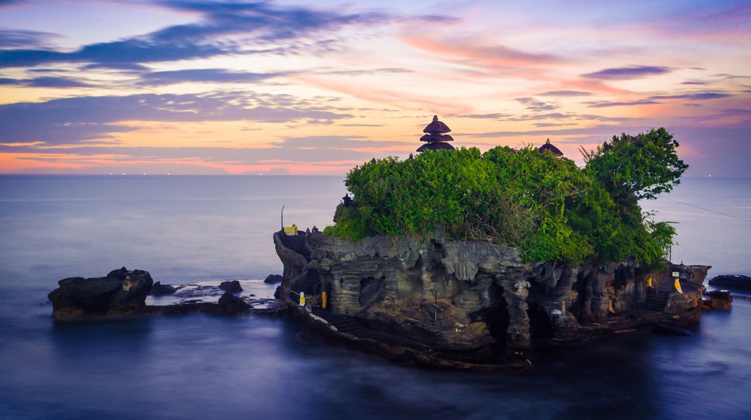 Visiting Tanah Lot temple is one of the best things to do in Bali