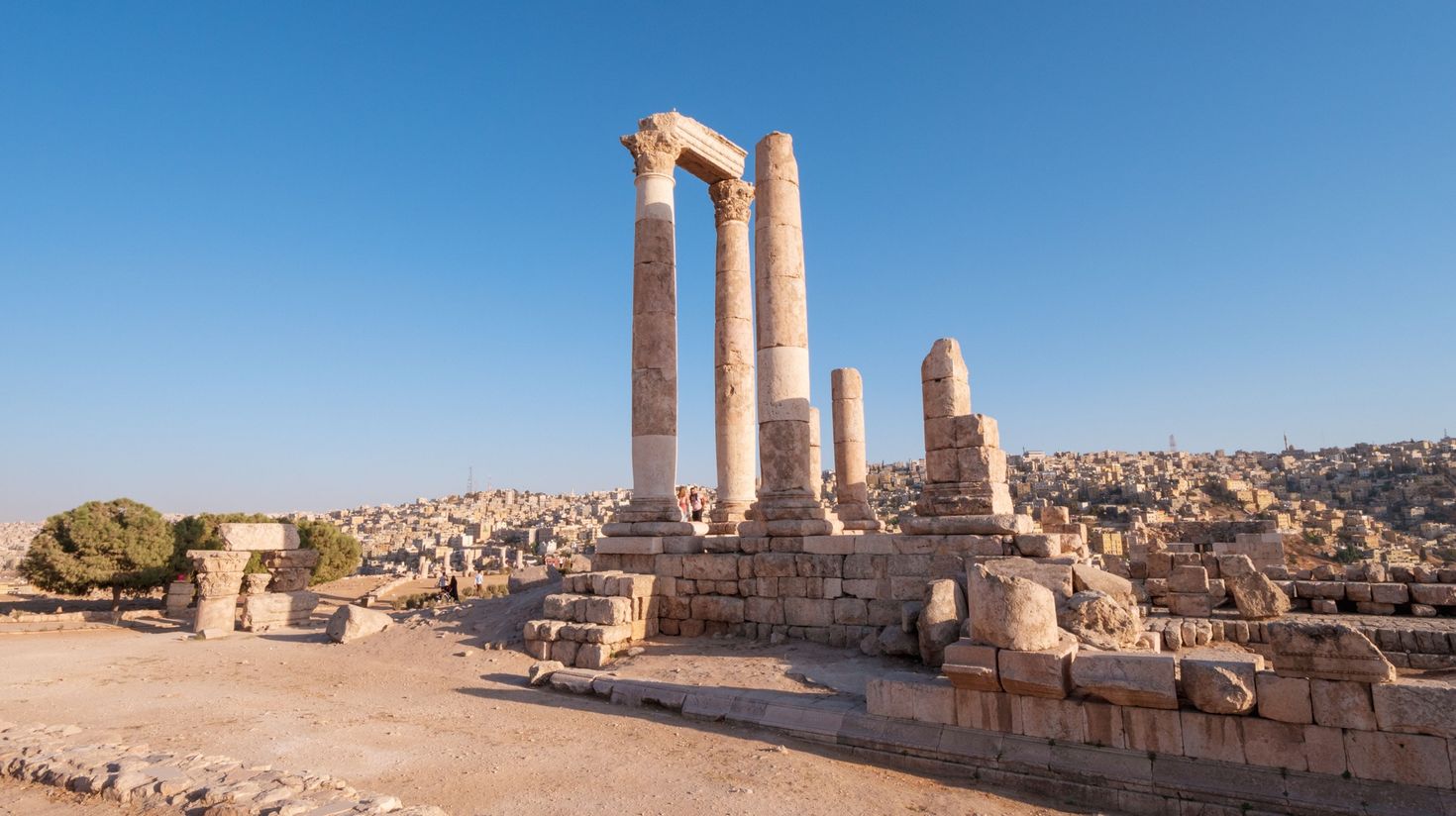 The ruins of old famous Temple of Hercules in Amman during summer.