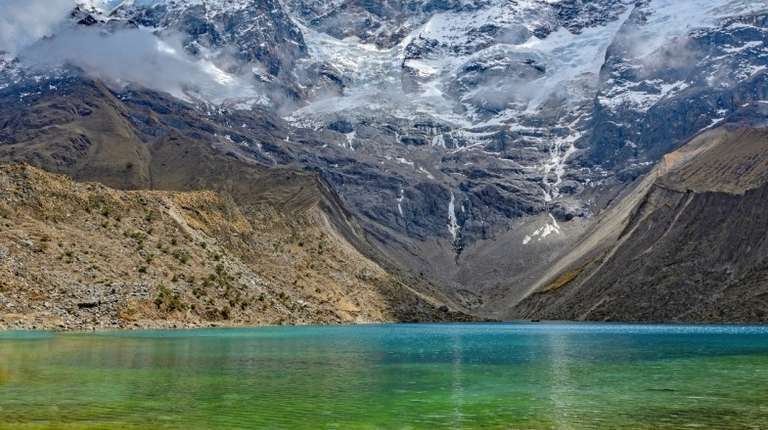 Laguna Churup day hike is a good acclimatisation hike