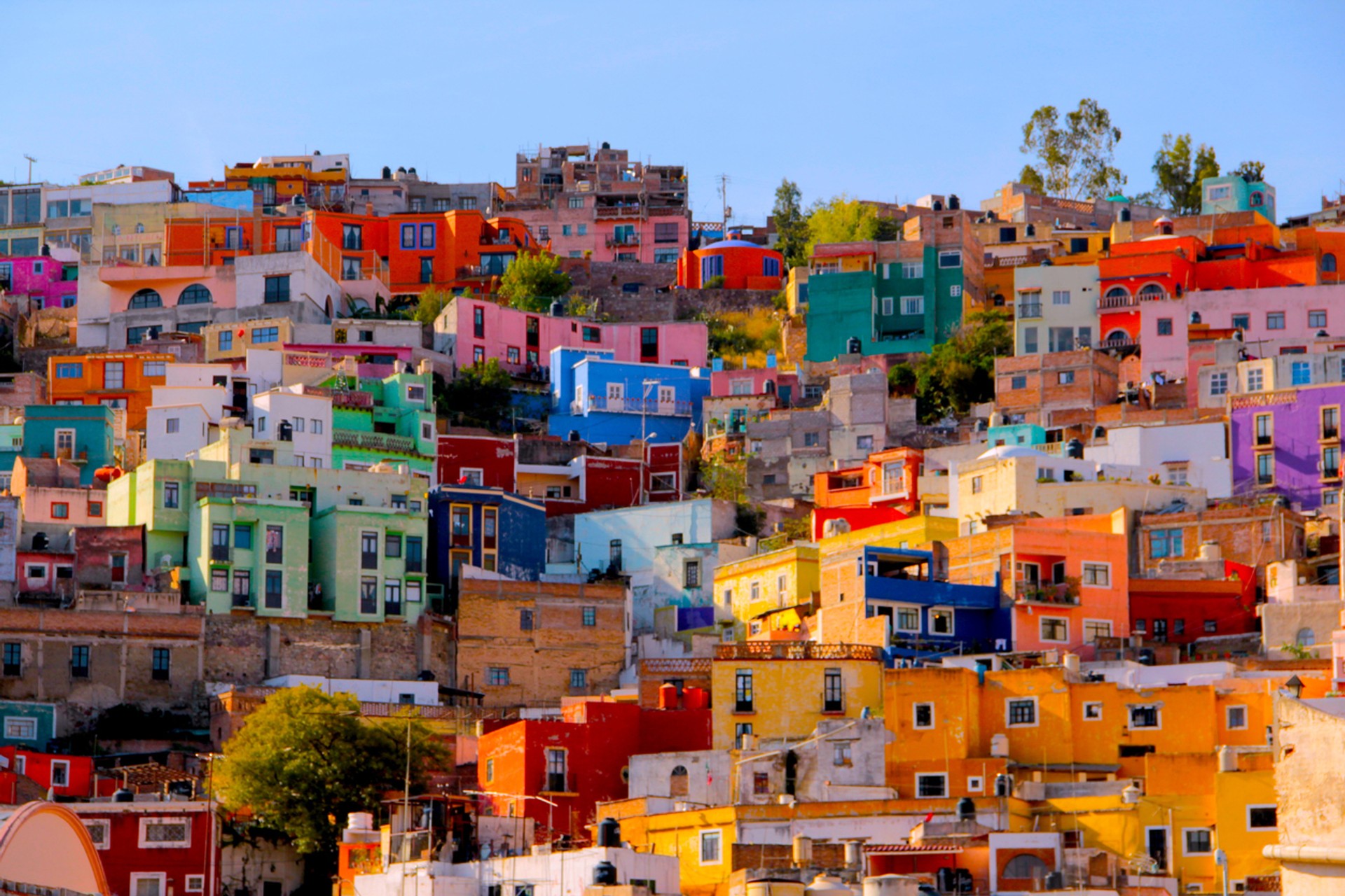 Mexico is home to some of the most breathtaking structures and art of the 21st century. Spending one week in Mexico is one of the best vacations to go on a budget.