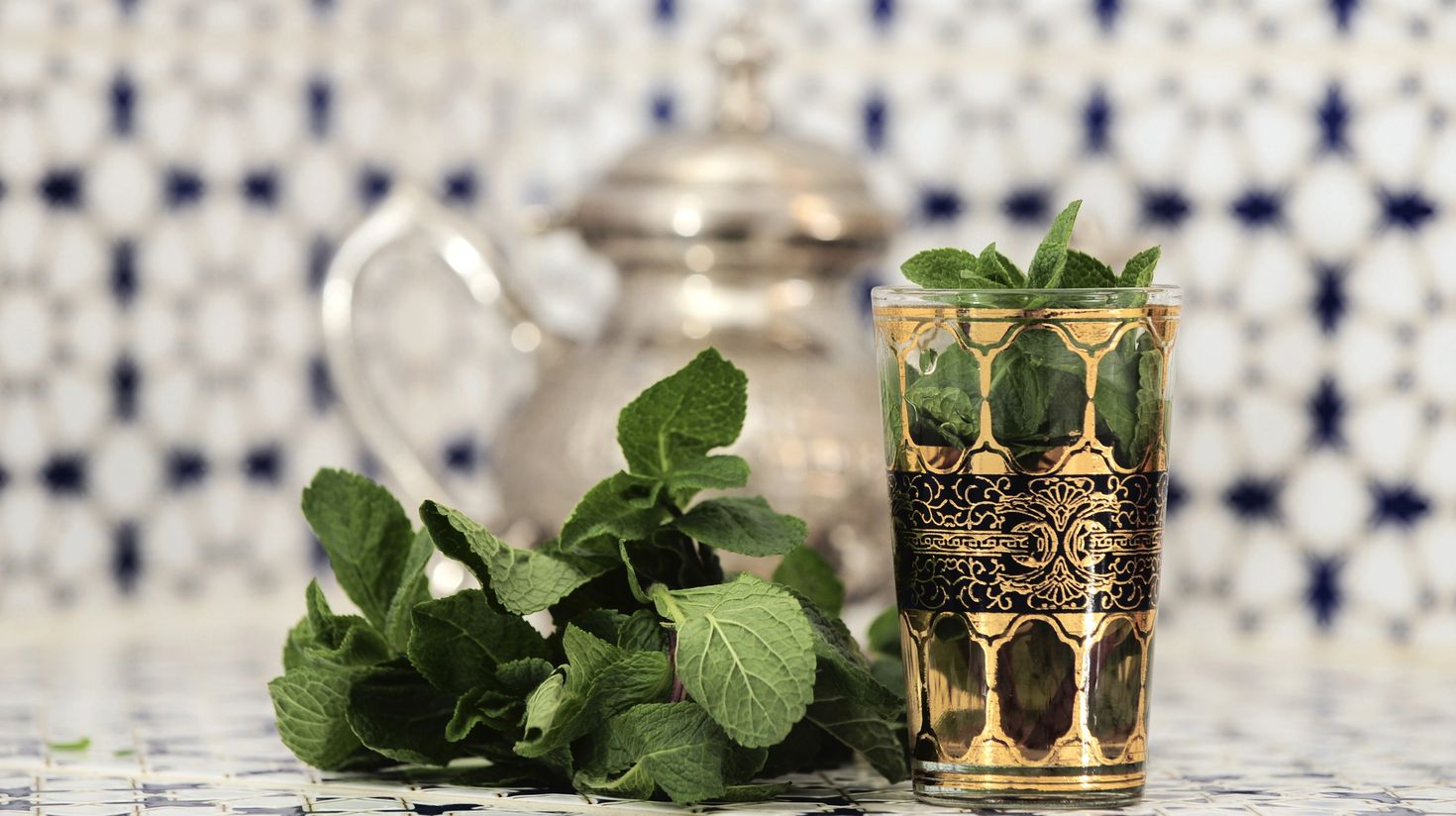 mint tea in a Arabian glass