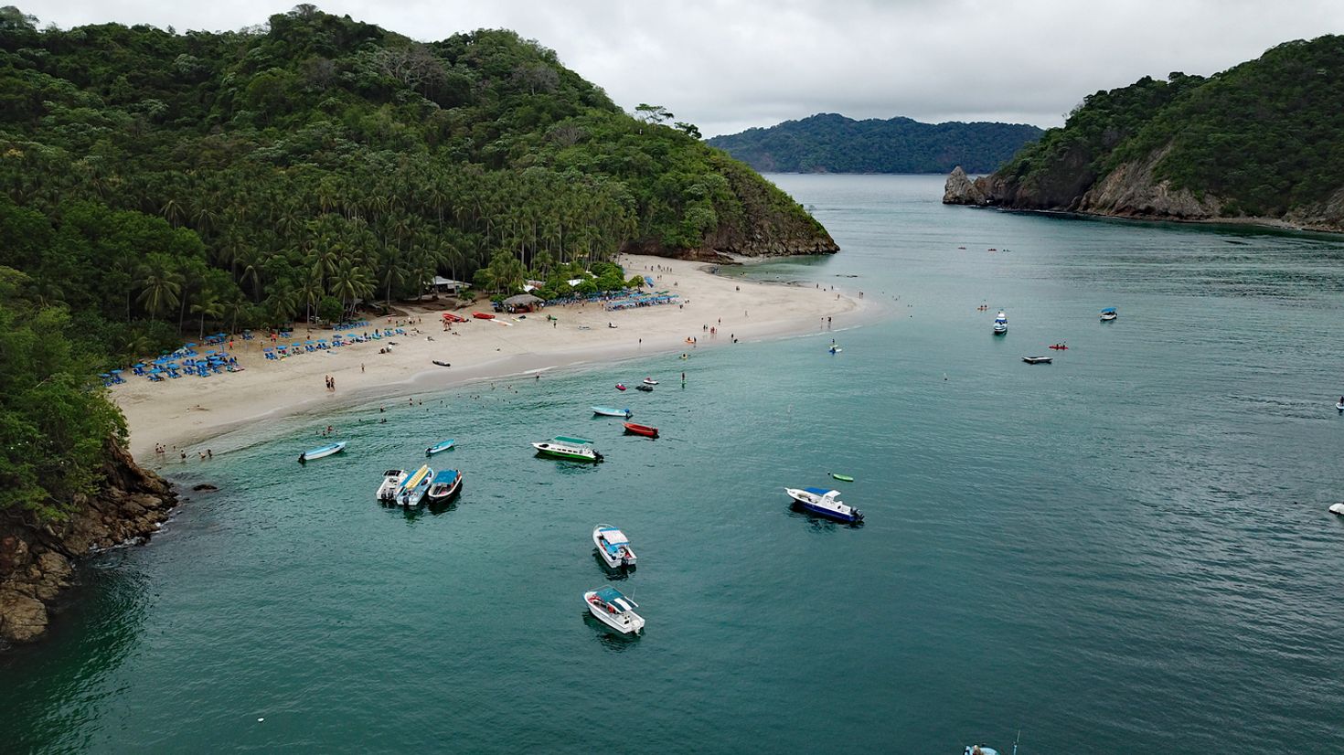 Tortuga Island is situated to the eastern tip of Nicoya Peninsula.