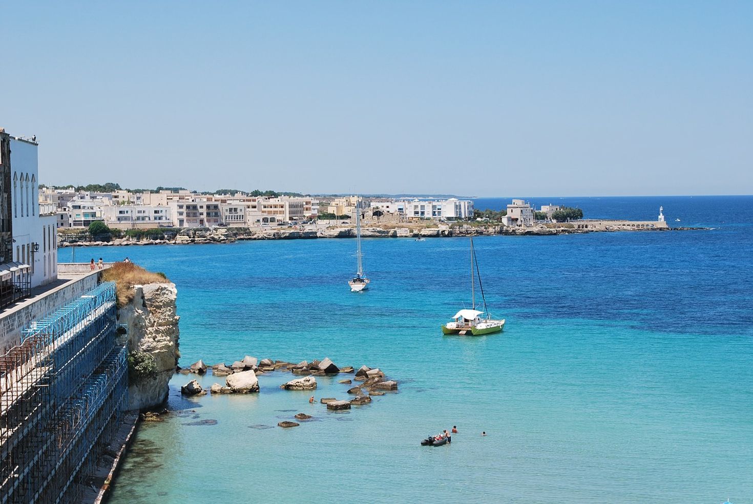 Located in a natural park, the scenery on show is beautiful and unspoilt.