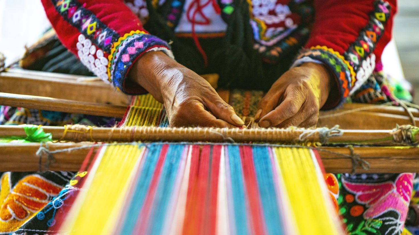 Peruvian woman weaving near Colca Canyon, Peru