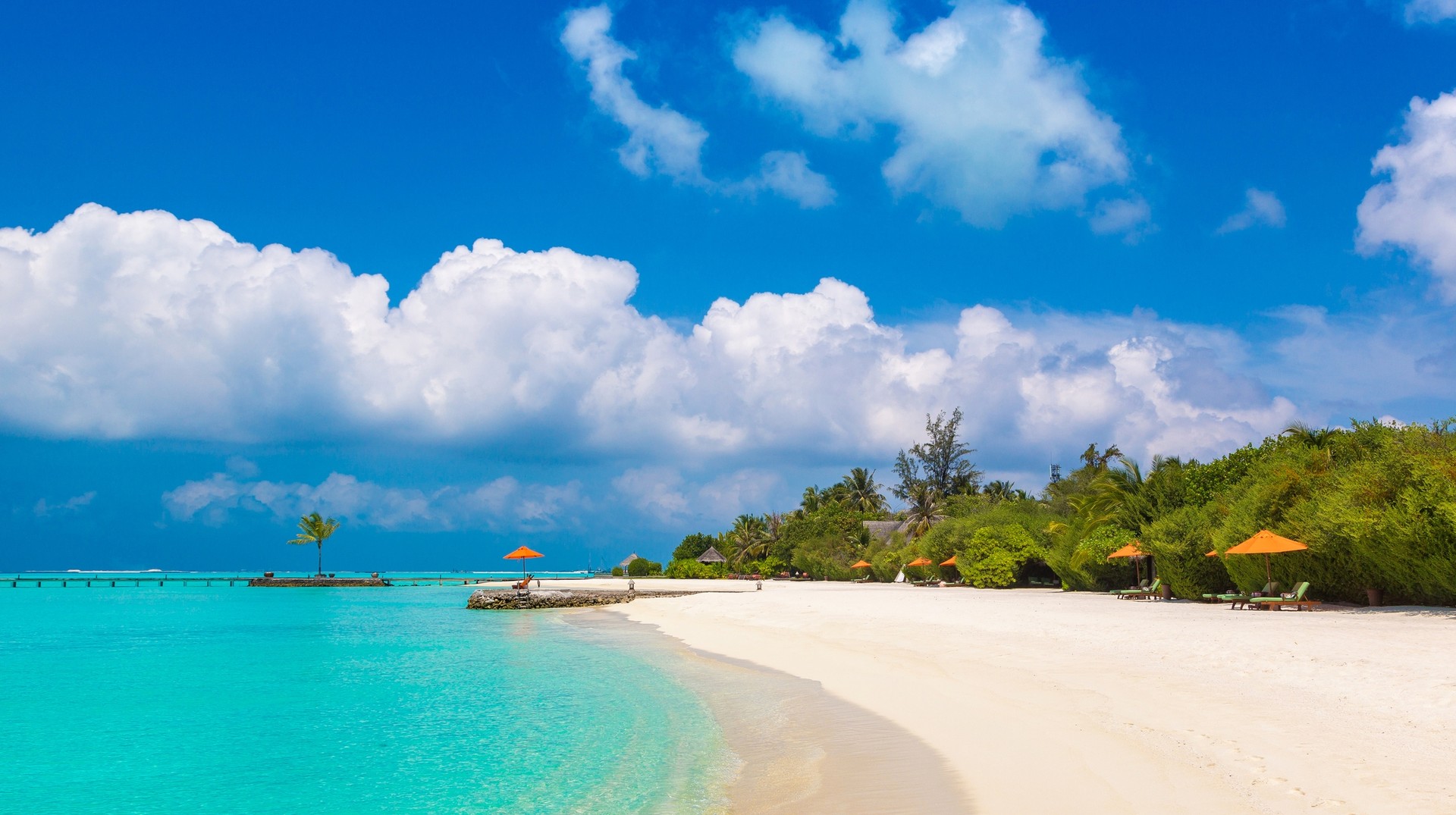 Philippines in August is the perfect time to take advantage of low crowds and affordable rates. A quiet beach in the Philippines in August.
