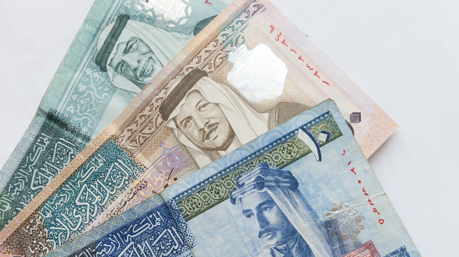 Budget tips for planning a trip to Jordan.