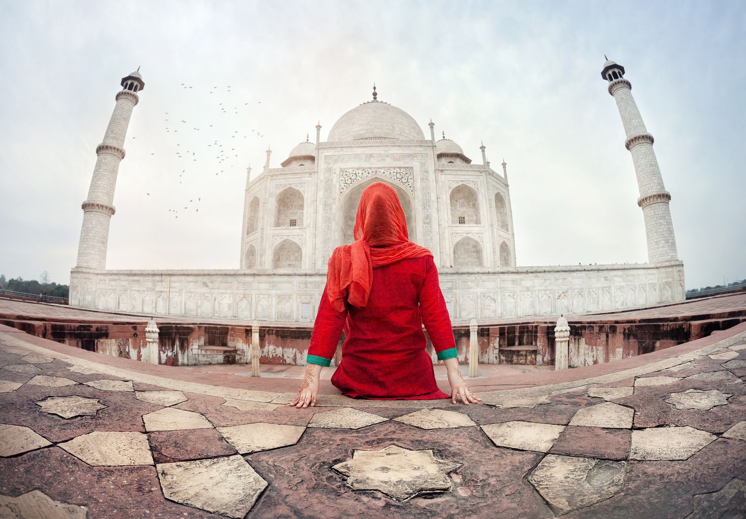 Travel Safety Women