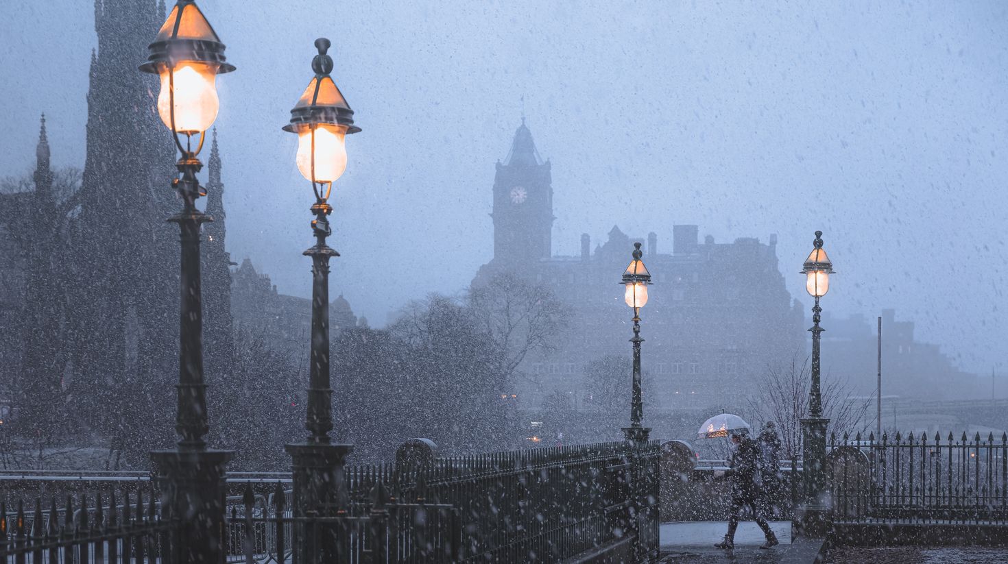 You can expect snowfall in Edinburgh while visiting Scotland in February.