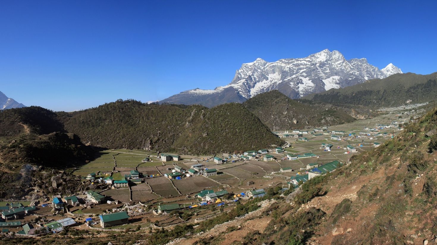 Visit Khumjung valley on your short Everest Base Camp trek.