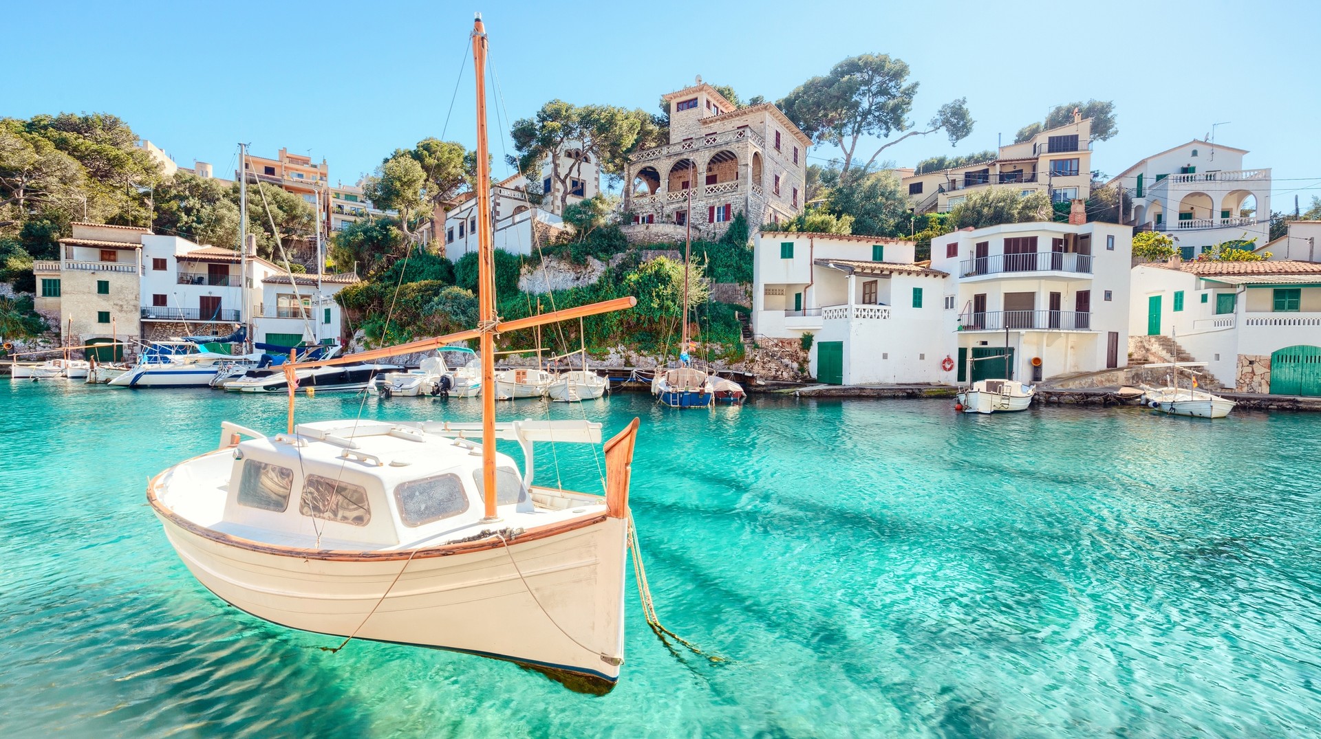 Cruise through the spectacular ports and coves, all the while enjoying the beautiful views Cala Figuera has to offer. Cala Figuera, Mallorca, Spain in December
