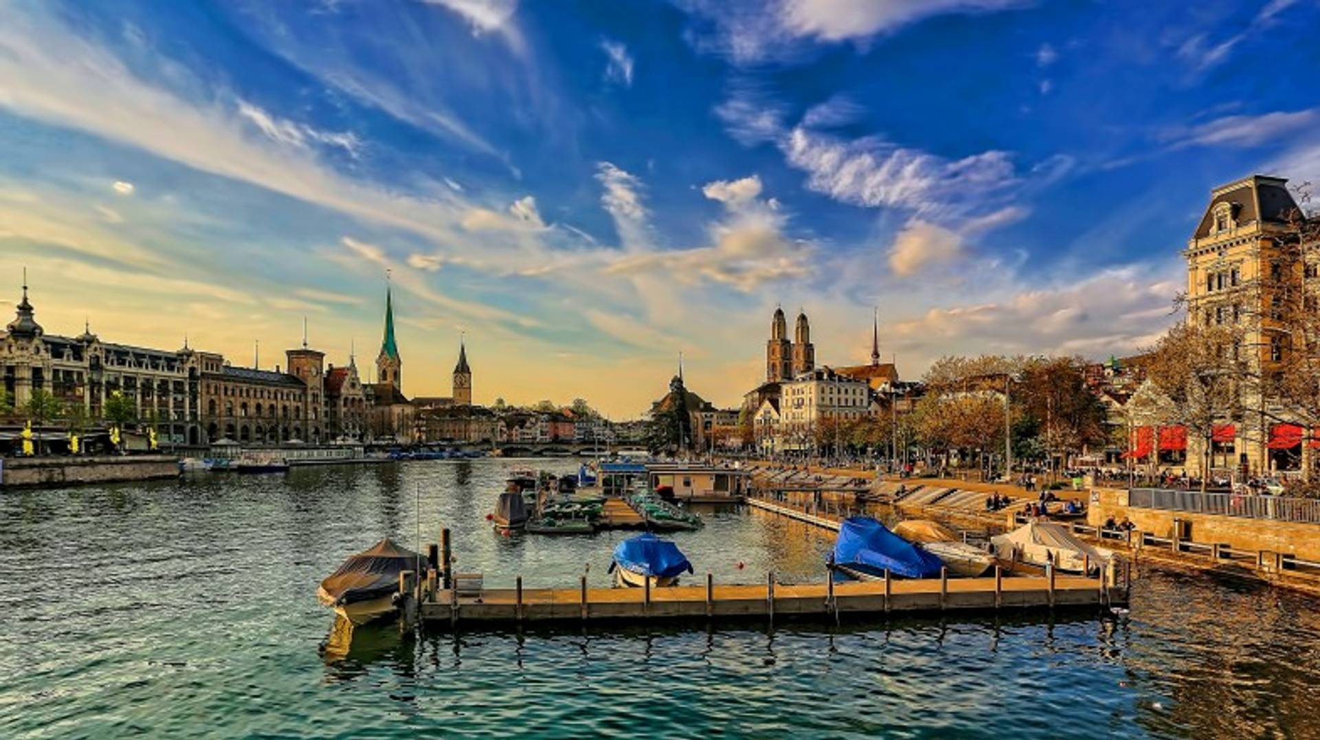 Switzerland in 10 Days: 3 Recommended 10-Day Itineraries to Switzerland