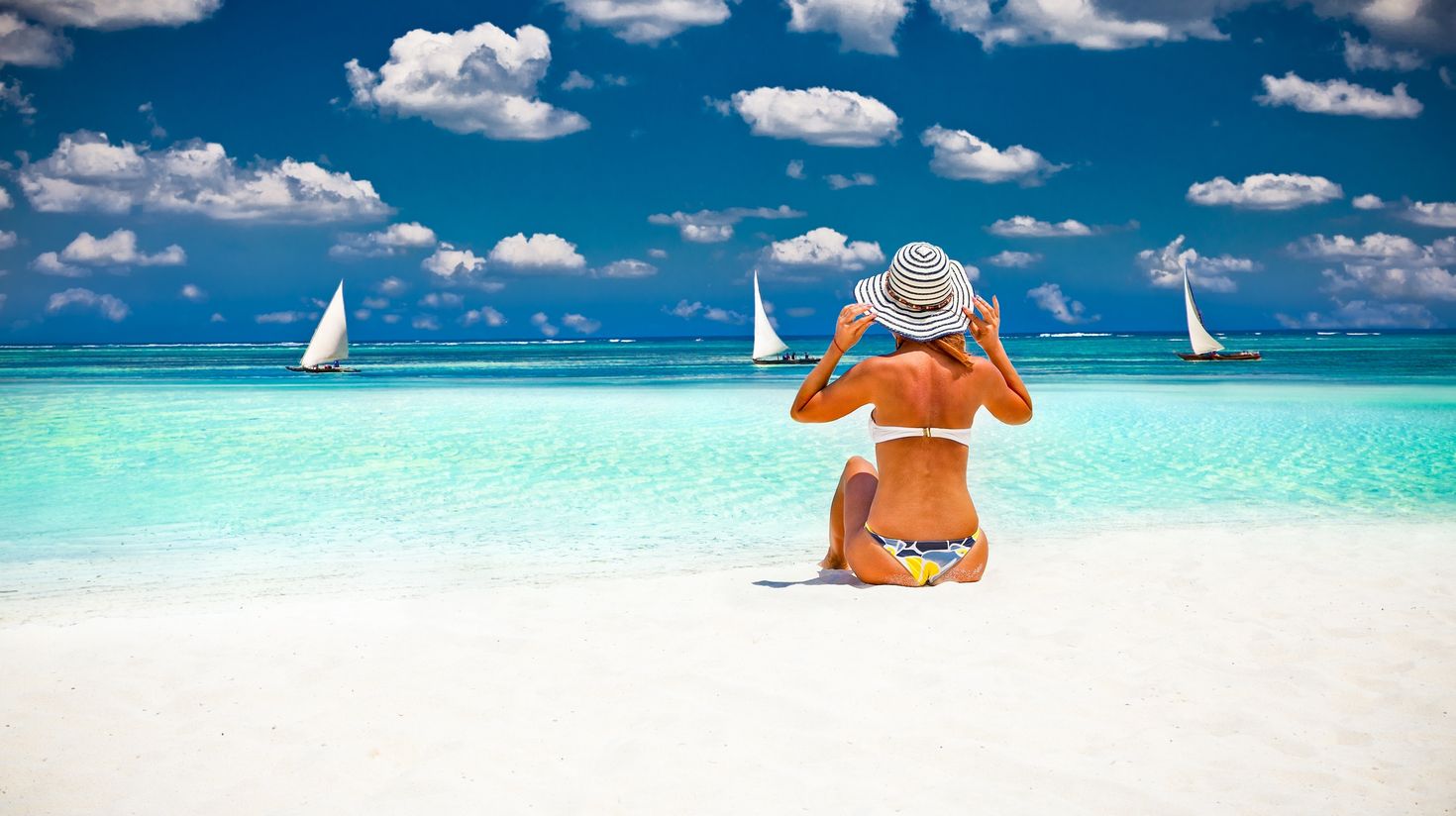 The beach weather in June in Tanzania