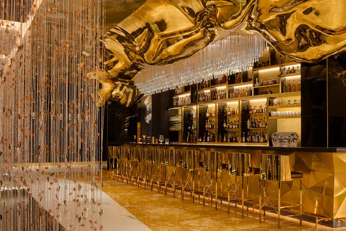 exclusive hotel burj al arab gold room
