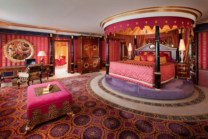 exclusive hotel burj al arab