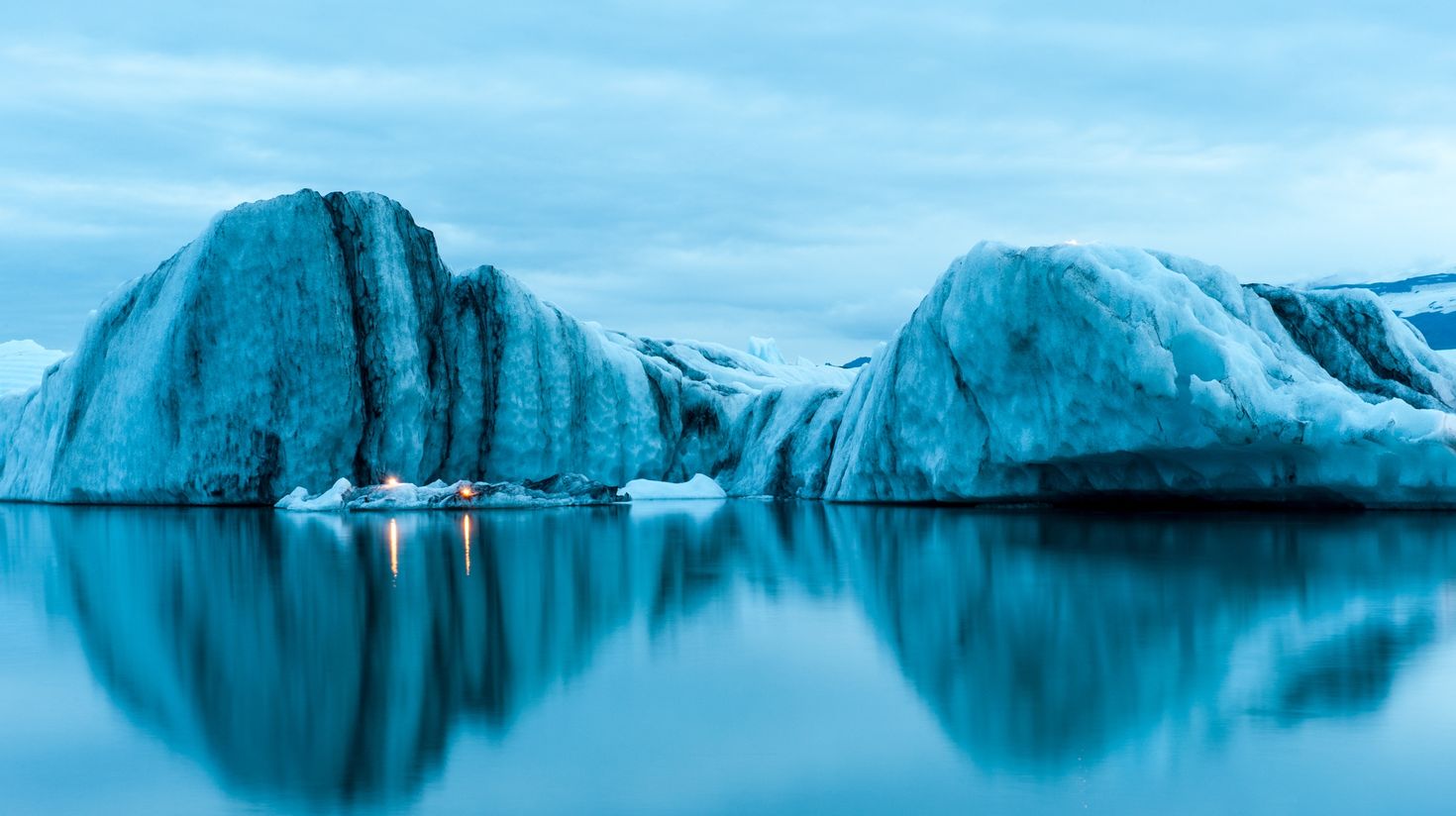 Stunning view of Jokulsarlon Glacier Lagoon