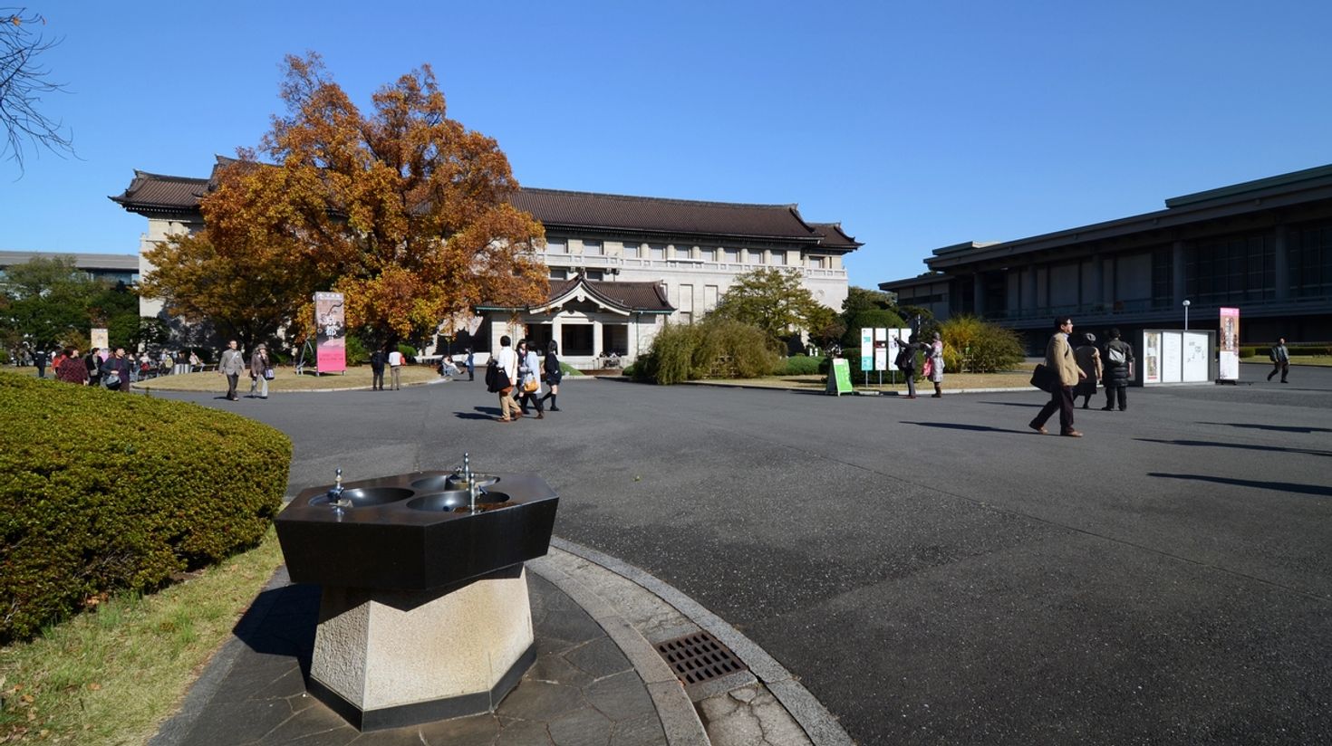 Visiting the Tokyo National Museum, the oldest and the largest museum in Japan is one of the most intersting things to do in Tokyo if you're a history buff.