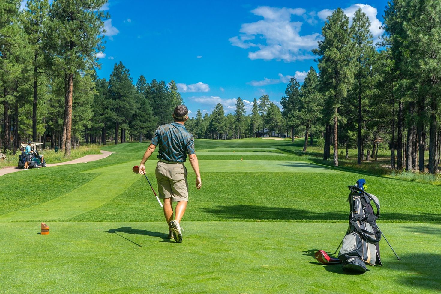 Golfing is a leisurely activity in Hunter Valley