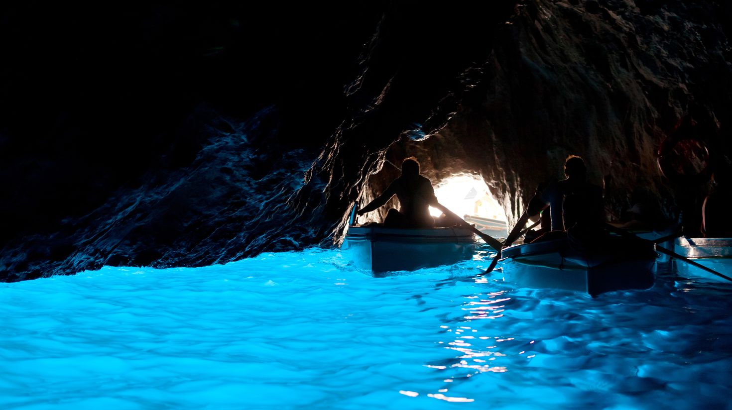 Take a boat trip around the island&rsquo;s entire coastline make a stop off at the Blue Grotto to admire the cave.